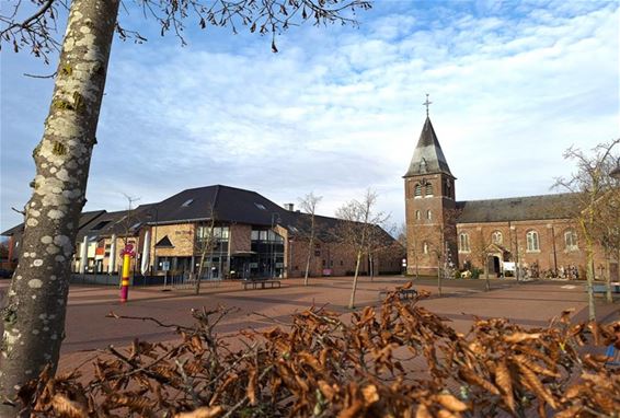Ontharding en vergroening kerkplein Wijchmaal - Peer
