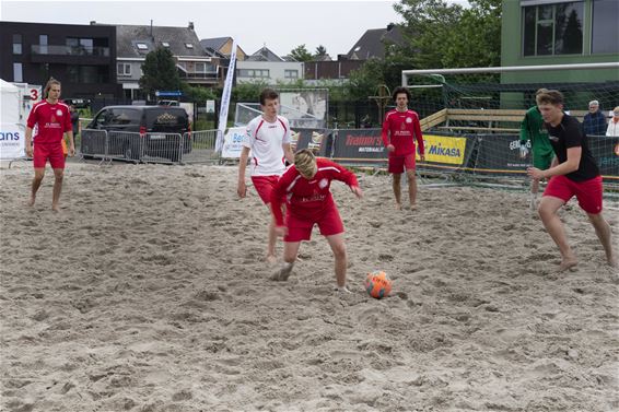 Ook 'Beach Volley' aan Mudakkers van start - Lommel