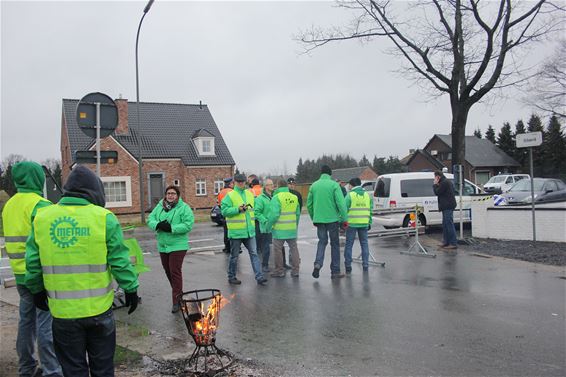 Ook stakingspiket in de 'paaltjesstraat' - Lommel