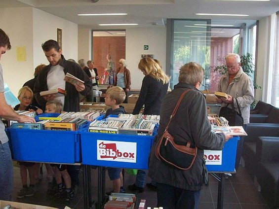 Ook vandaag nog boekenverkoop - Lommel