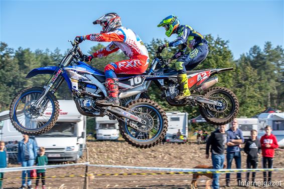 Ook vandaag weer motorcross in Lille - Pelt