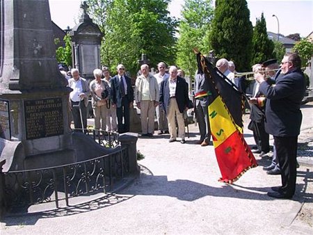Oorlogsherdenking op het oude kerkhof - Neerpelt