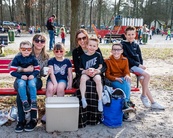 Op de benkskes van de Scoutsrally - Pelt