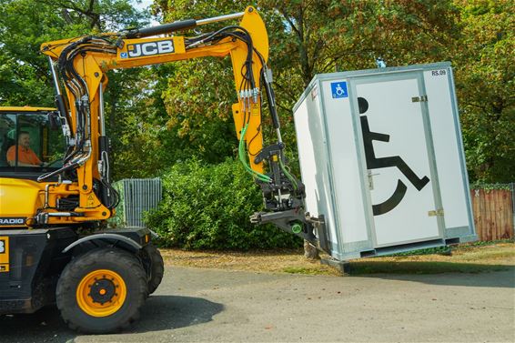 Opbouw Buitenbeenpop gestart - Leopoldsburg