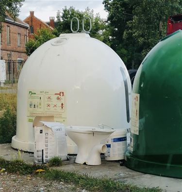 Openbaar toilet - Beringen