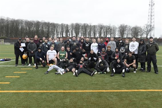 Opendeur bij American footbal Limburg Shotguns - Beringen