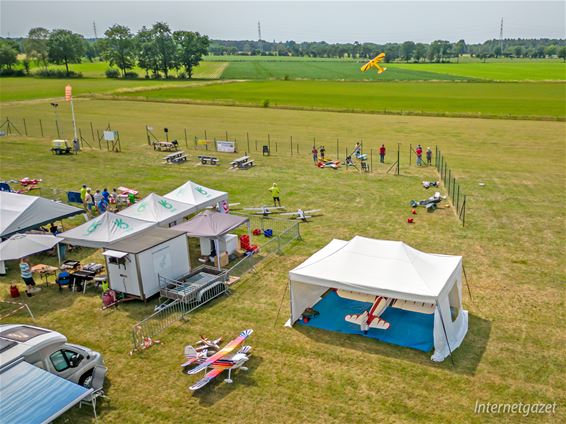 Openluchtdagen van de Neerpelter Model Vlieg Club - Pelt