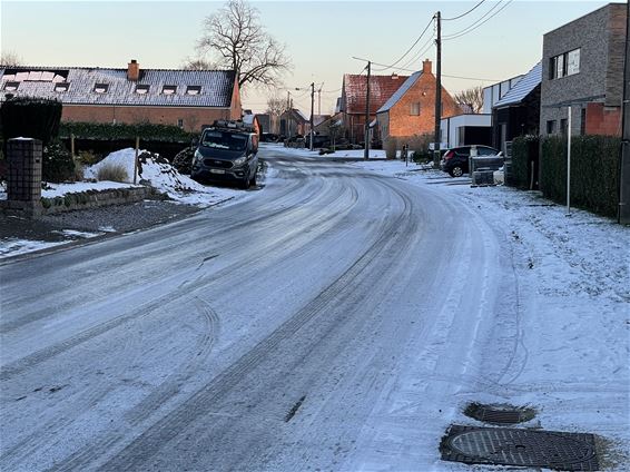 Opgelet voor gladde wegen - Beringen