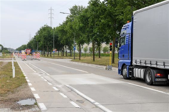 Oplapwerk voor Industrieweg - Beringen