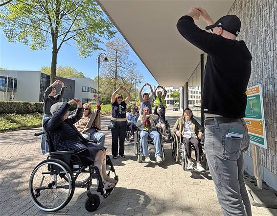 Oudsbergenaren wandelen 11 marathons bijeen - Oudsbergen
