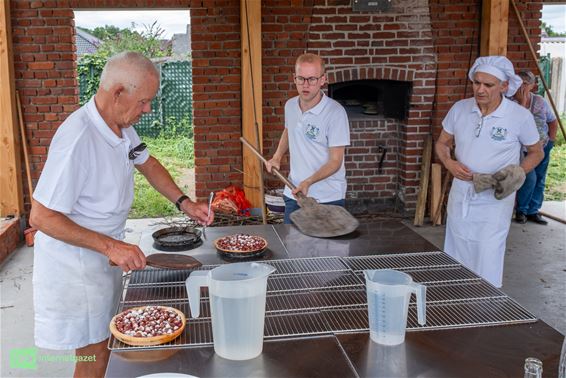 Oven en vlaai lokken bezoekers naar Sevensmolen - Bocholt