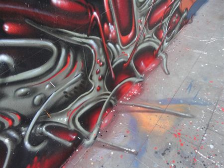 Over en uit voor graffitiproject Stuifzandstraat - Overpelt