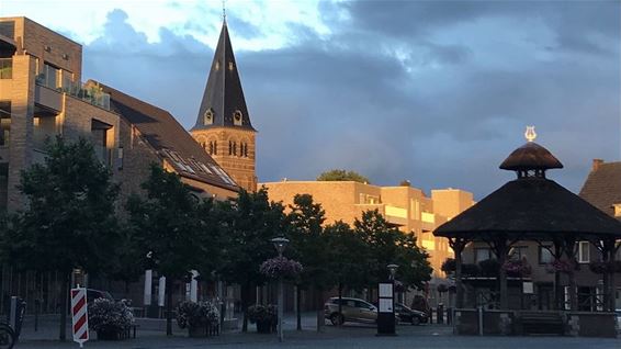 Overpelt-centrum vóór de regenbui - Pelt