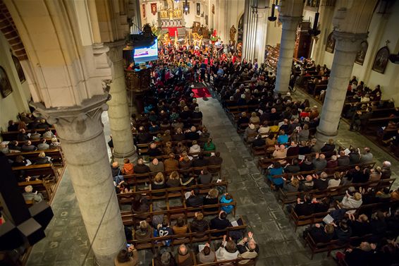 Volle kerk voor kerstconcert - Neerpelt