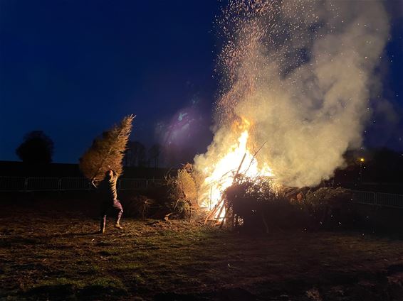 Paal in vuur en vlam - Beringen