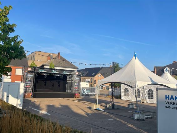 Paal klaar voor Buiting Live - Beringen
