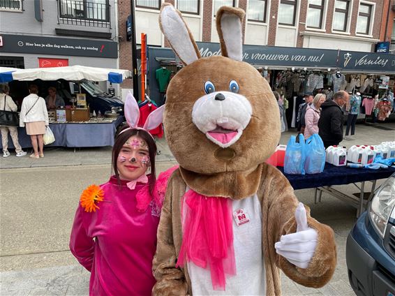 Paashaas op de Beringse markten - Beringen