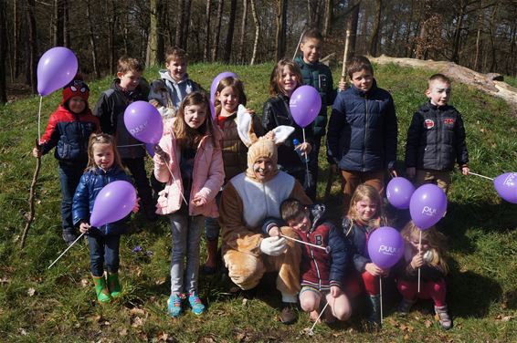 Paashaas verwent kinderen en huishoudhulpen - Neerpelt