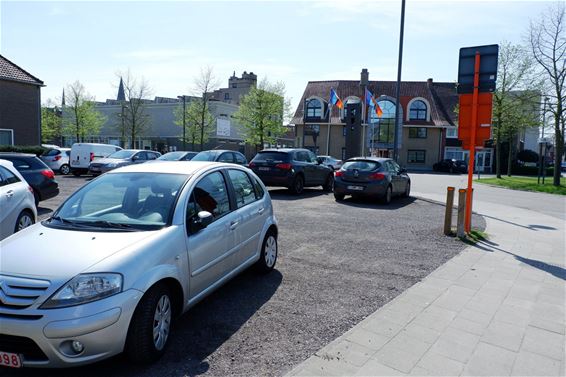 Parking hoek Onderwijslaan geopend - Neerpelt