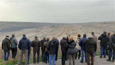 Pasar bezocht de bruinkoolmijn bij Hambach - Hamont-Achel