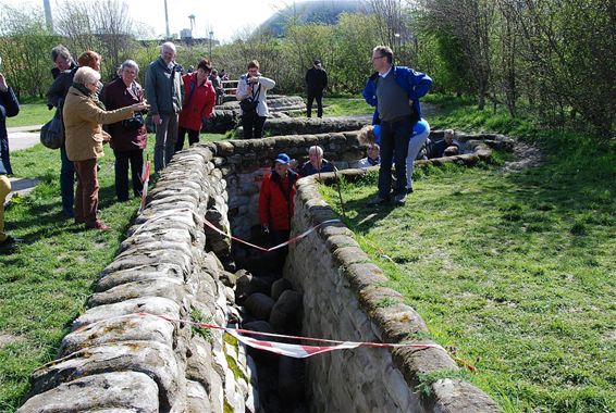 Pasar trok naar 'Flanders Fields' - Hamont-Achel