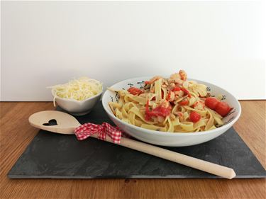 Pasta met zeevruchten en kerstomaatjes - Beringen & Leopoldsburg