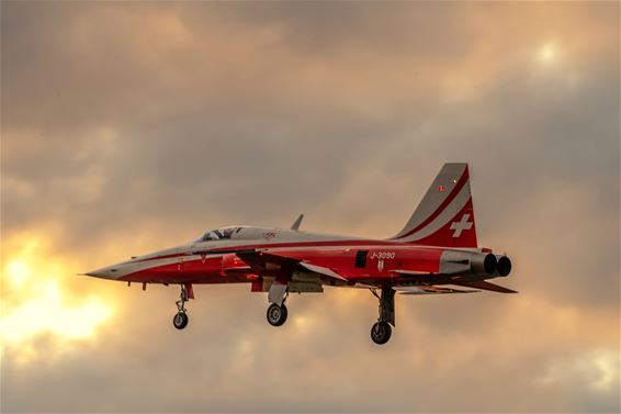 Patrouille Suisse viert 60ste verjaardag - Hechtel-Eksel & Leopoldsburg