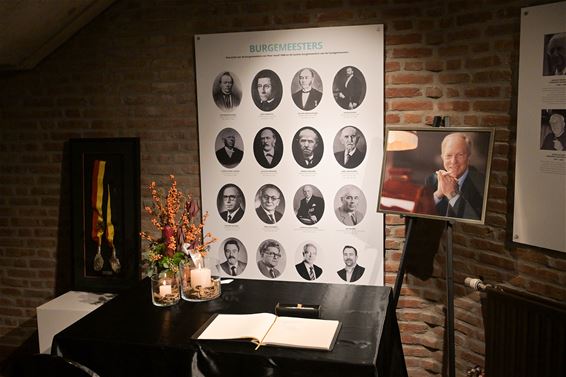 Peer opent rouwregister voor Theo Kelchtermans - Peer