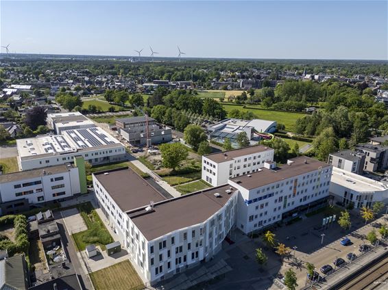Pelt en WICO bouwen nieuw sportcomplex - Pelt
