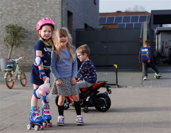 Pelt roept op: “Kom naar buiten, speel dichtbij!” - Pelt