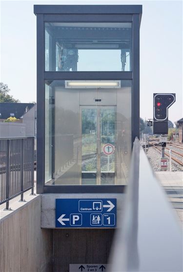 Pelt stelt NMBS in gebreke voor defecte lift - Pelt
