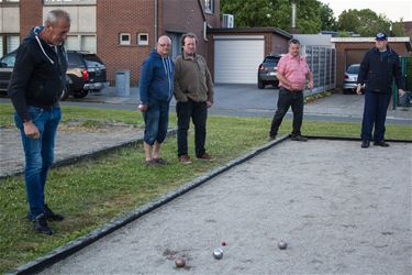 Petanque op het Lodewijkpleintje - Beringen