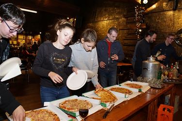 Pizzafestijn bij fanfare Onder Ons - Beringen