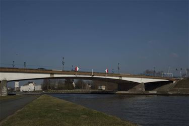 Plannen nieuwe kanaalbrug liggen op tafel - Beringen