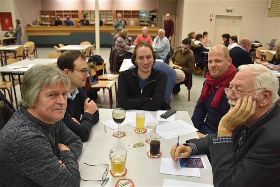 Ploeg Aftrekaanval wint Stal Sport Quiz - Beringen