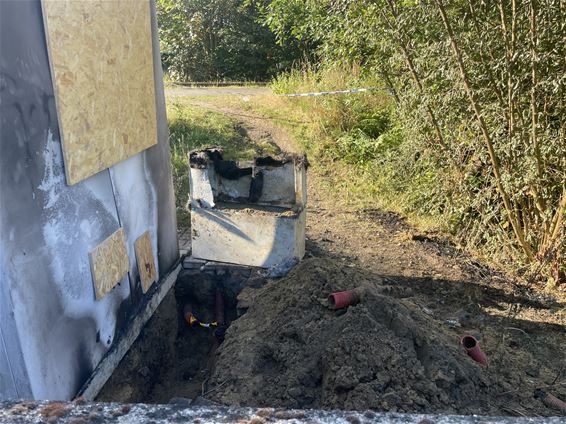 Politie onderzoekt brand elektriciteitskast - Beringen