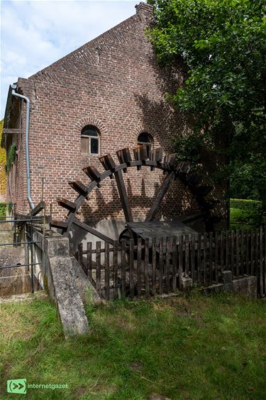 Pollismolen: eeuwenoud erfgoed in een groen kader - Bree
