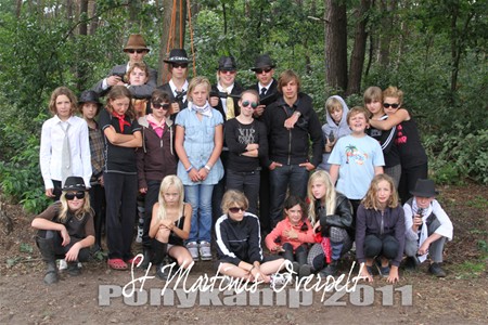 Ponykamp in maffiastijl - Overpelt