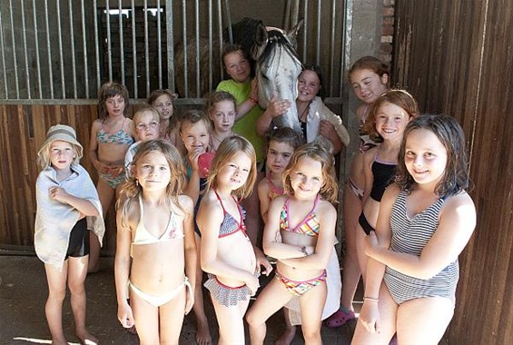 Ponyklas in de manège - Lommel