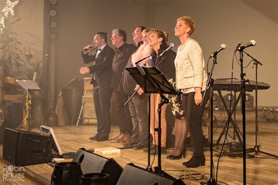 Prachtig kerstconcert in Heeserbergen - Lommel