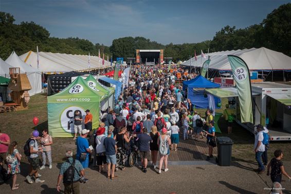 Prachtig weer voor Buitenbeenpop - Leopoldsburg