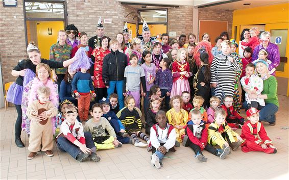 Prins carnaval vandaag in Zonneweelde - Lommel