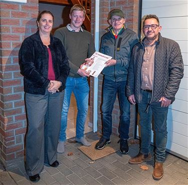 Prins Jurre I ontvangt het nieuwe Teutegezètje - Hamont-Achel