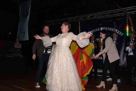 Prinsenbal De Lustige Bierdrinkers - Beringen