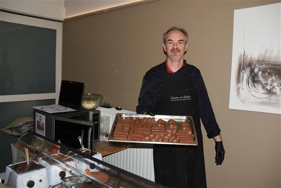 Proeven van chocolade op Dag van de ambachten - Beringen