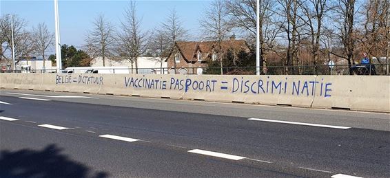 Protest tegen vaccinatiepaspoort - Beringen