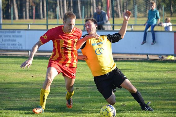 Racing Peer klopt Zonhoven VV - Peer