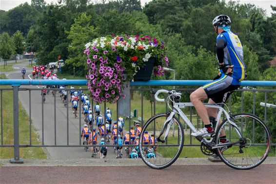 Recordopkomst voor Verbroederingsklassieker - Neerpelt