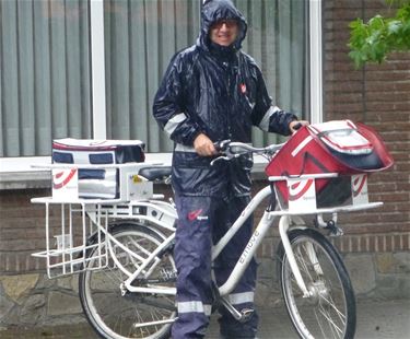 Regen of geen regen: de postbode komt - Hamont-Achel