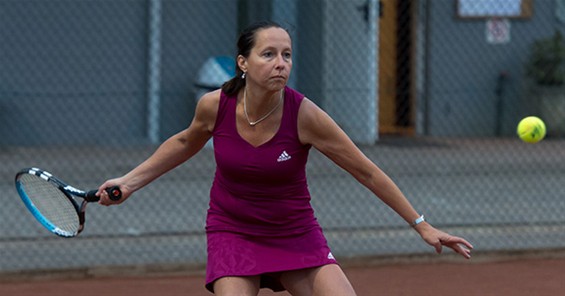 Regen teistert tenniswedstrijden - Neerpelt